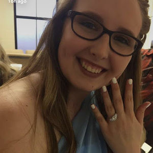 Meet your Posher, Kelly